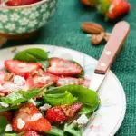 Salade de chèvre aux fraises