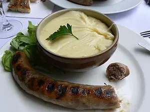 L'aligot un plat très célèbre en Aveyron