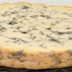 La fourme d’Ambert : Zoom sur ce fromage à pâte persillée